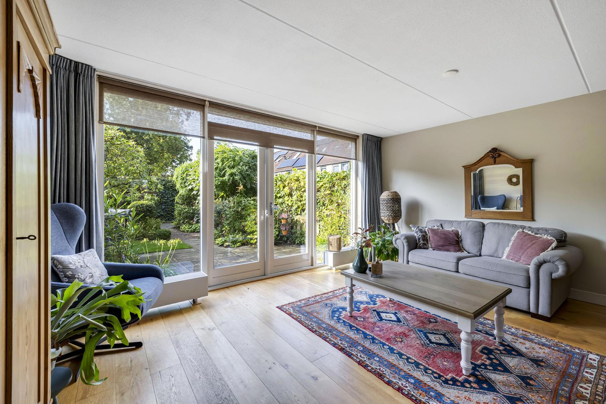 Hoekwoning te koop: Burchtlaan 15, Oostvoorne