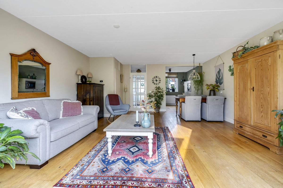 Hoekwoning te koop: Burchtlaan 15, Oostvoorne