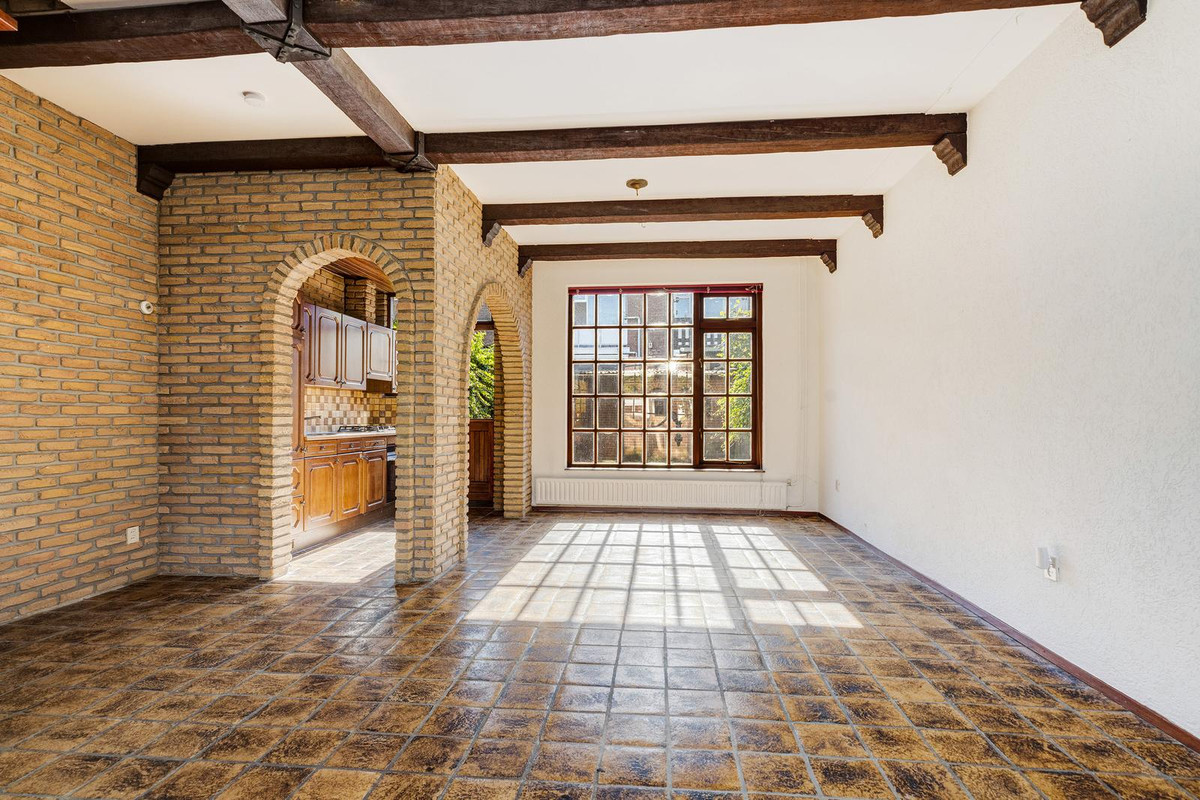 Tussenwoning te koop: Burgemeester Bosstraat 36, Rotterdam