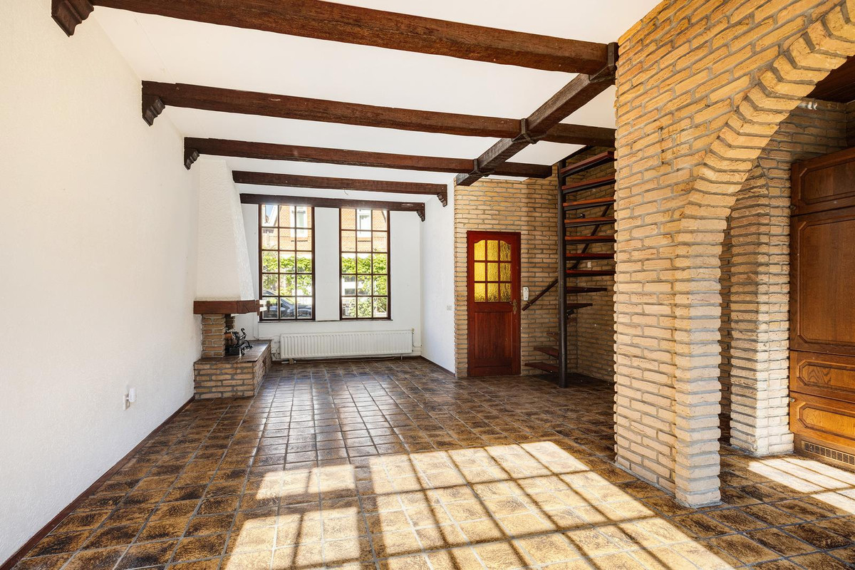 Tussenwoning te koop: Burgemeester Bosstraat 36, Rotterdam