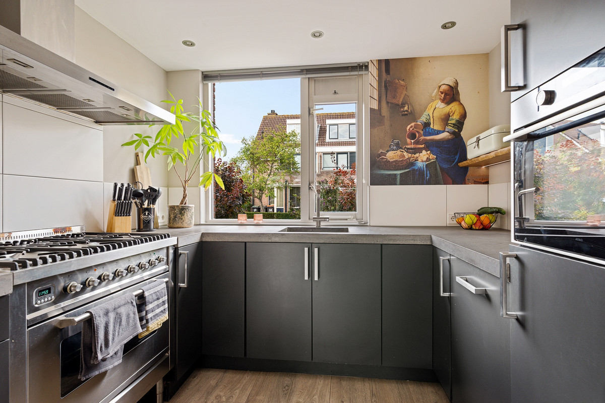 Tussenwoning te koop: Zwaluwtong 90, Monnickendam