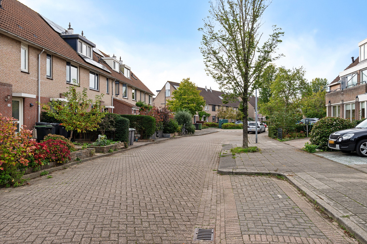 Tussenwoning te koop: Zwaluwtong 90, Monnickendam