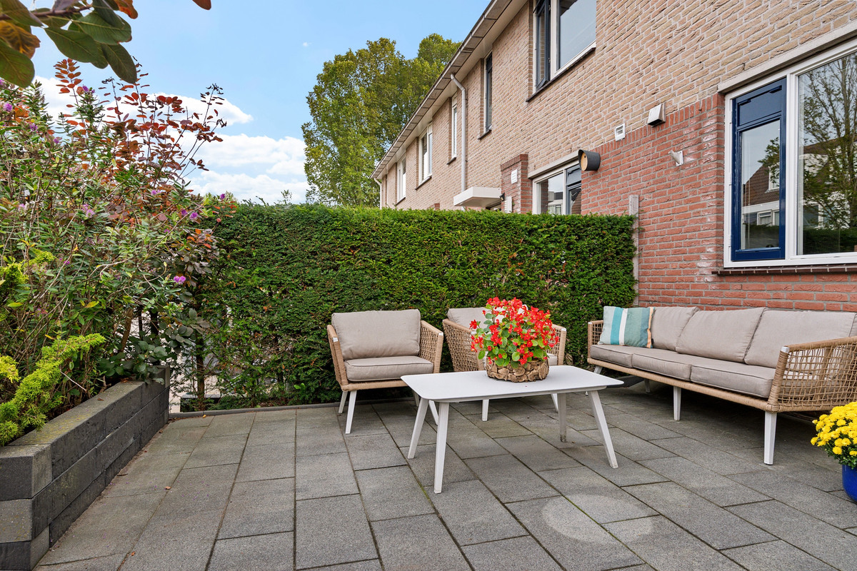 Tussenwoning te koop: Zwaluwtong 90, Monnickendam