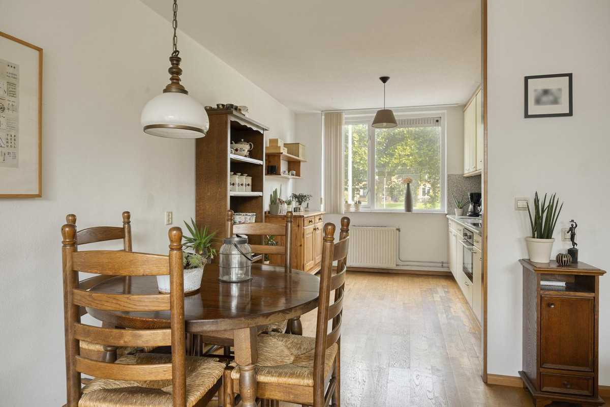 Tussenwoning te koop: Mina Krusemanstraat 14, Spijkenisse