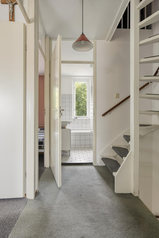 Tussenwoning te koop: Mina Krusemanstraat 14, Spijkenisse