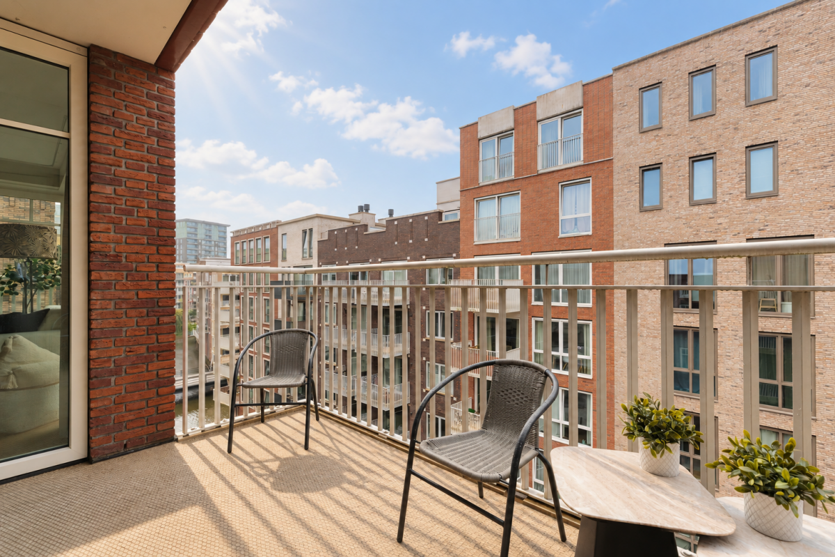 Appartement te koop: Charley Tooropgracht 251, Diemen