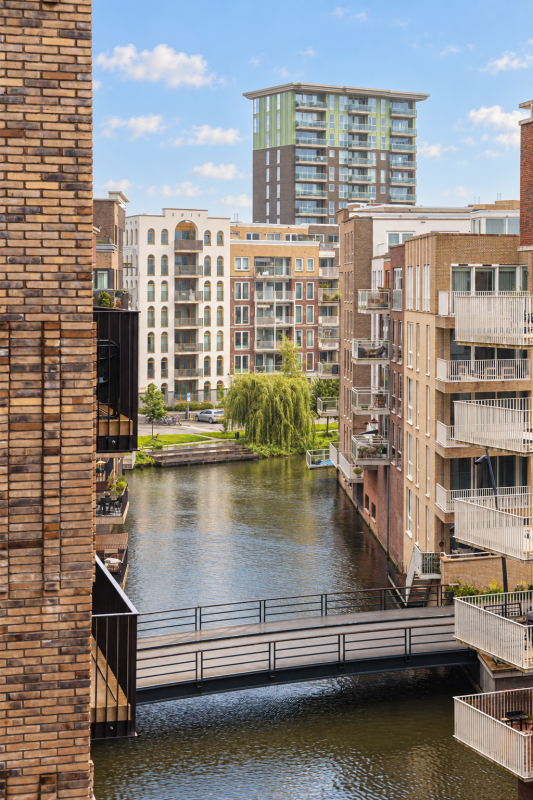 Appartement te koop: Charley Tooropgracht 251, Diemen