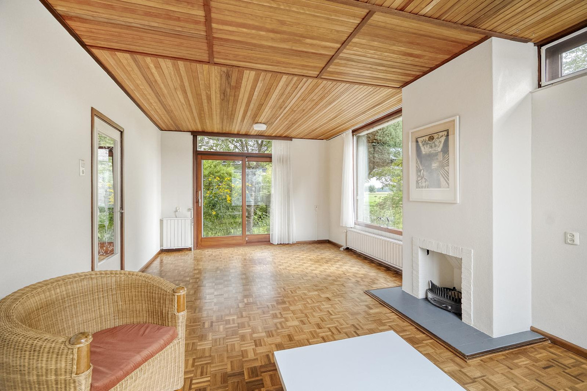 Vrijstaande woning te koop: Oosteinde 1, Heerjansdam