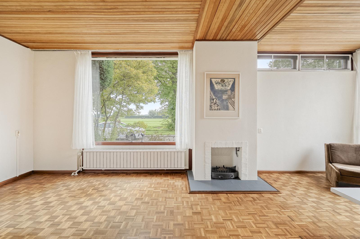 Vrijstaande woning te koop: Oosteinde 1, Heerjansdam