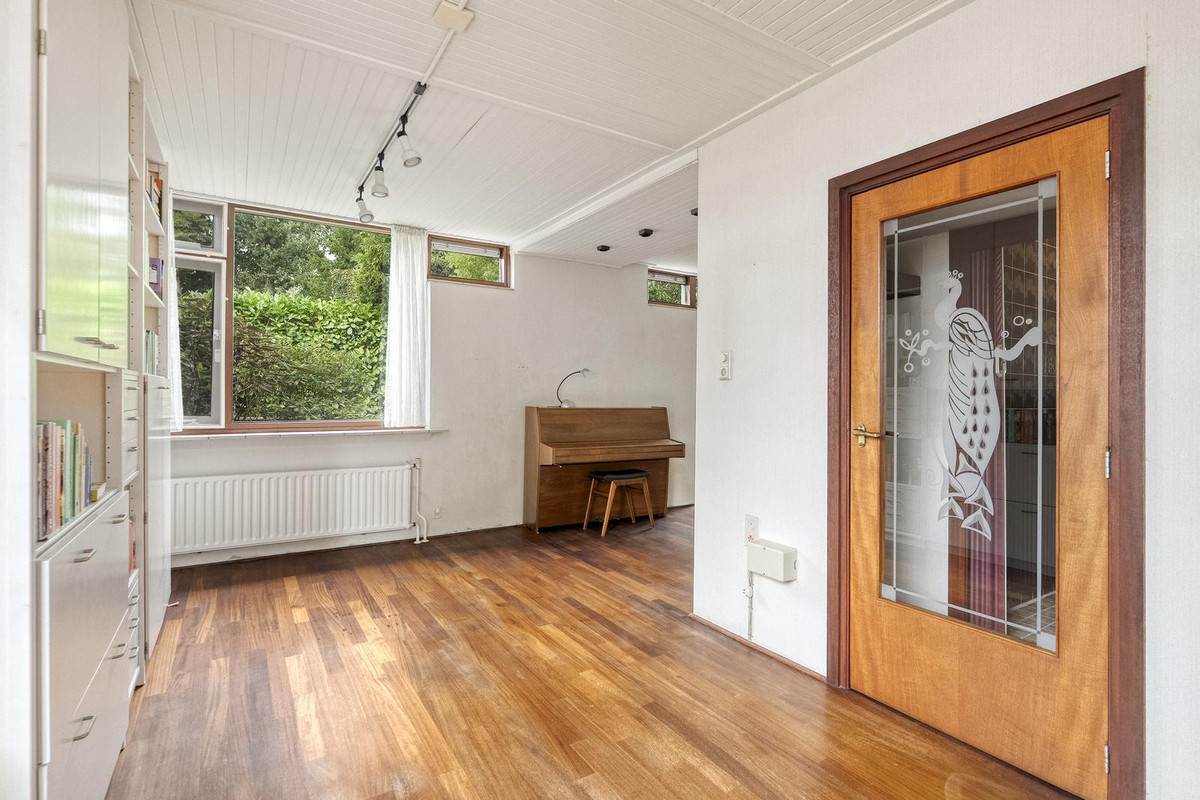 Vrijstaande woning te koop: Oosteinde 1, Heerjansdam