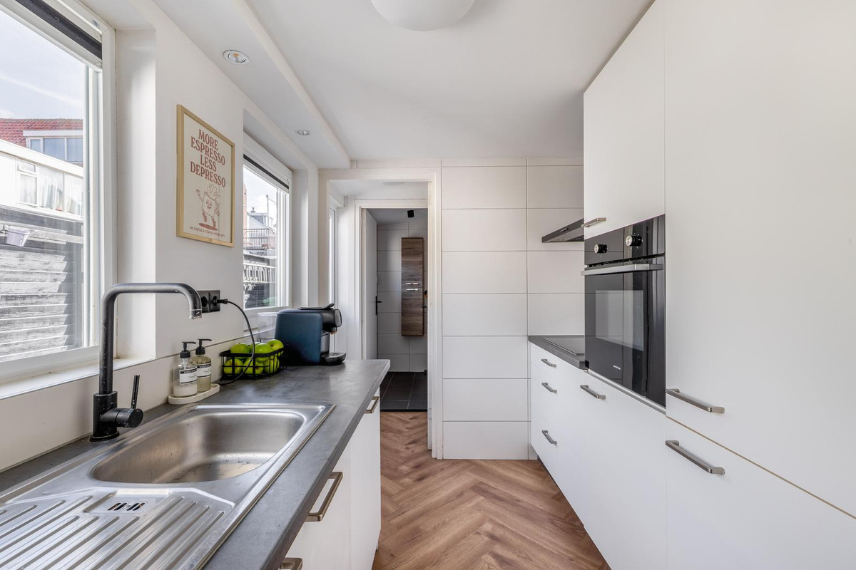 Hoekwoning te koop: Emmastraat 34, Den Helder