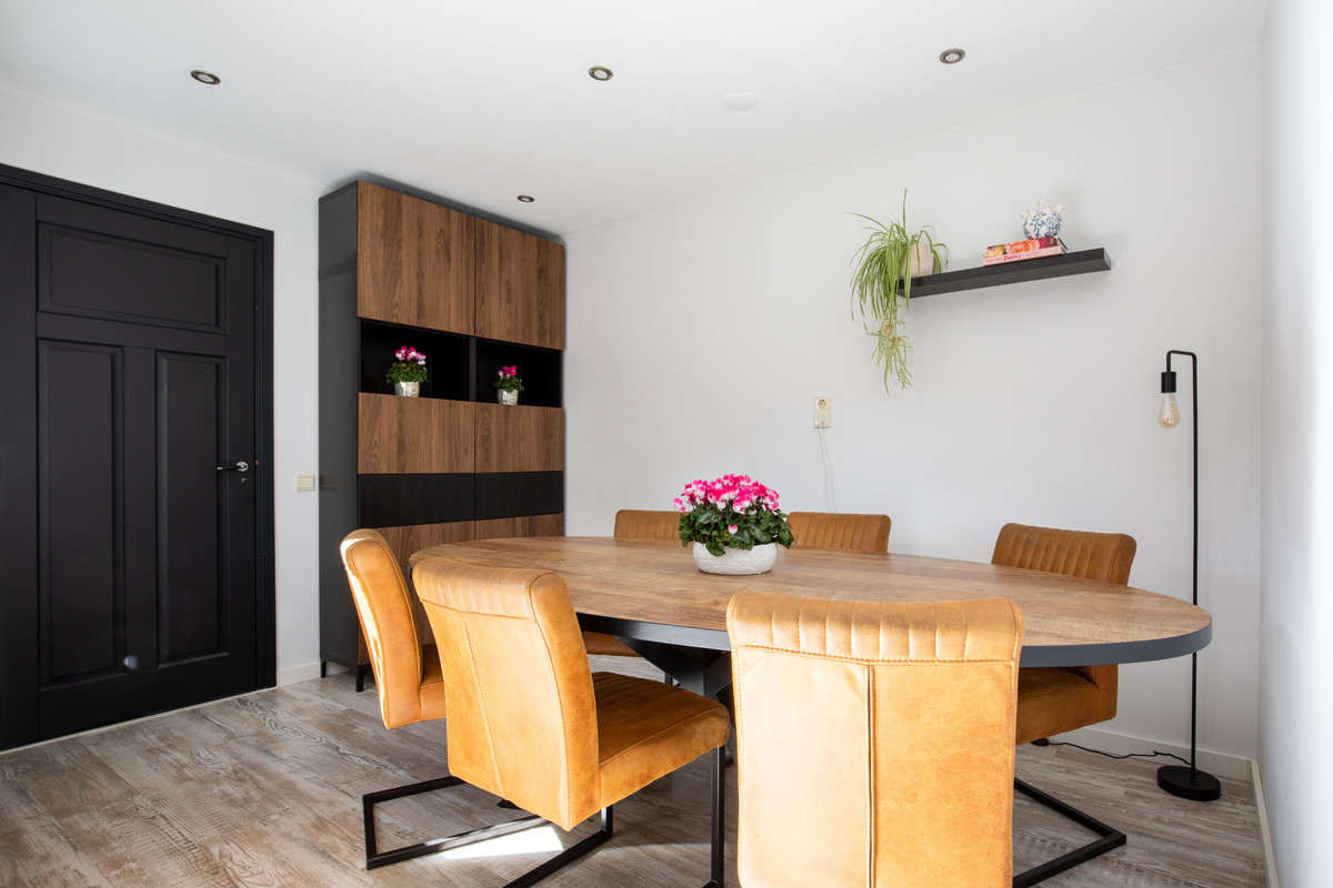 Tussenwoning te koop: Cyclamenstraat 64, Aalsmeer