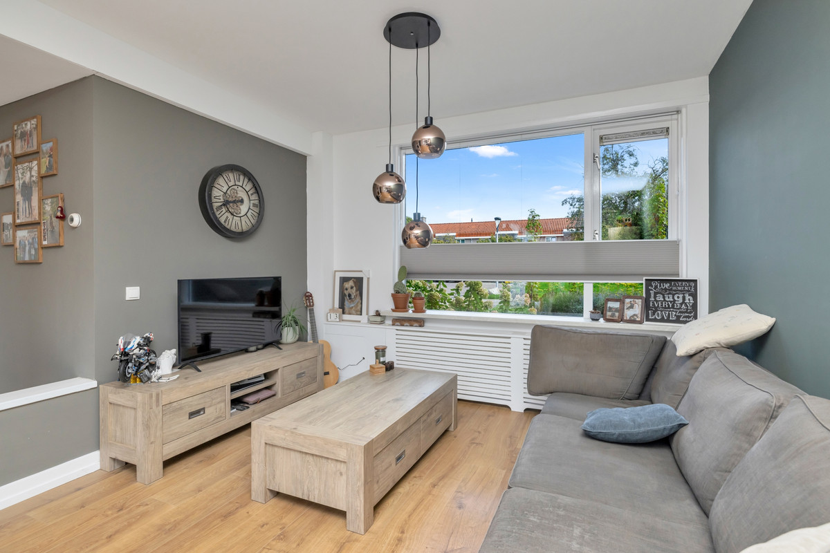 Twee-onder-één-kap te koop: Roerstraat 10, Dronten