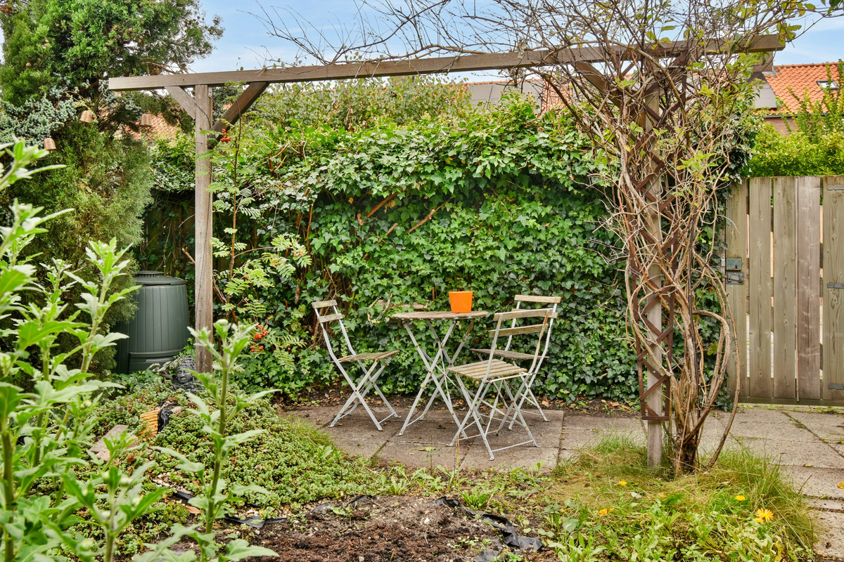 Tussenwoning te koop: Willibrordusstraat 9, Zoeterwoude