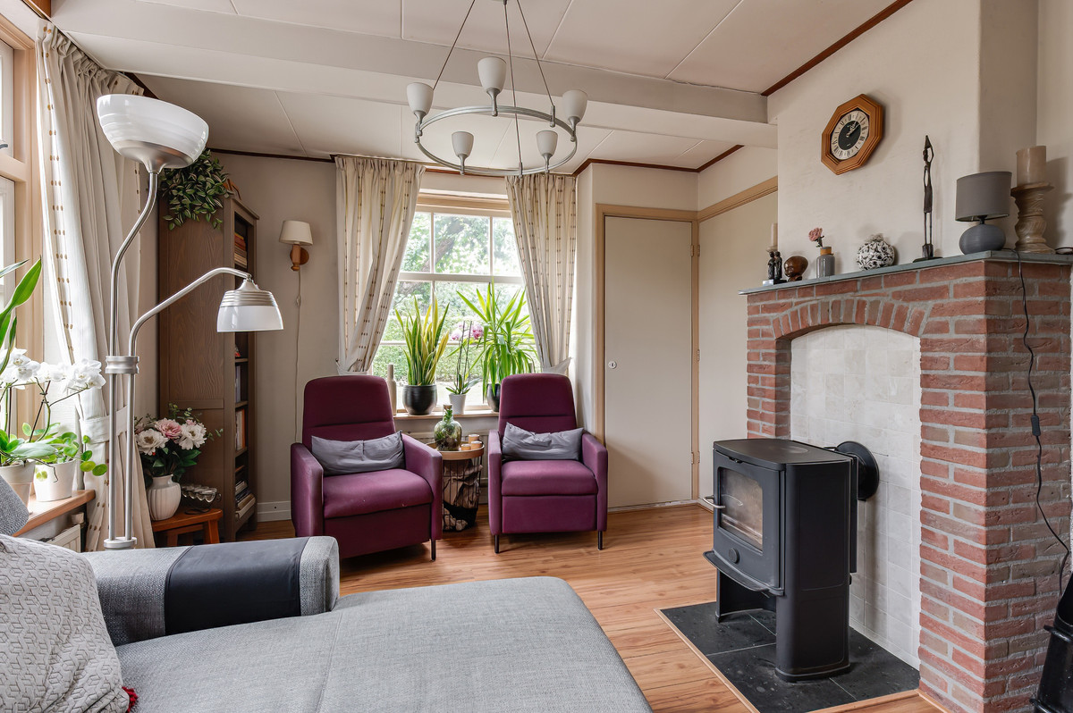 Vrijstaande woning te koop: Uitwijksestraat 5, Uitwijk