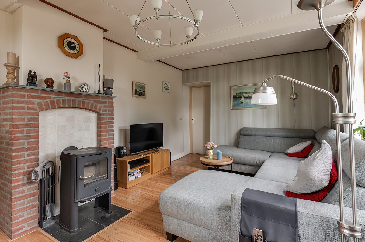 Vrijstaande woning te koop: Uitwijksestraat 5, Uitwijk