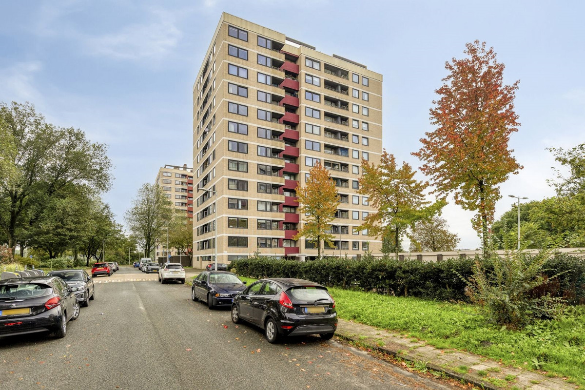 Appartement te koop: Ruimzicht 187, Amsterdam