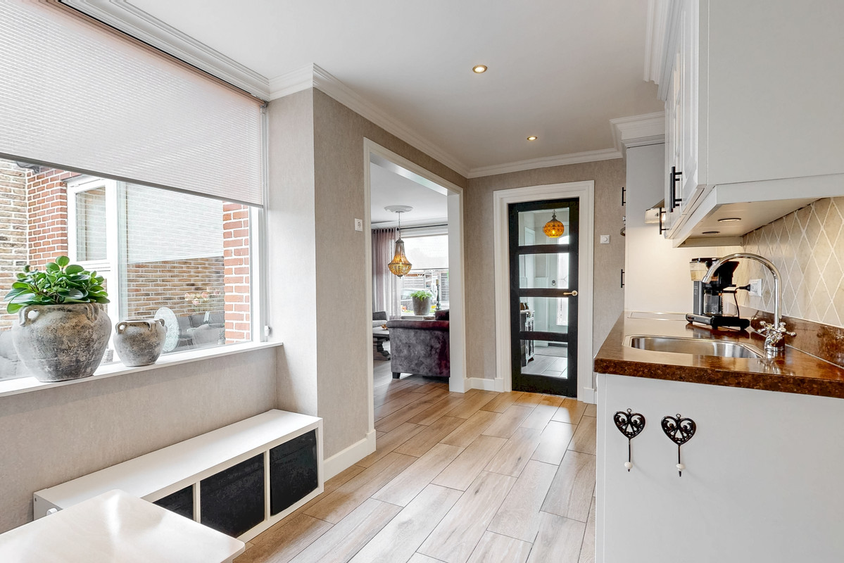 Tussenwoning te koop: de akkers 13, Urk