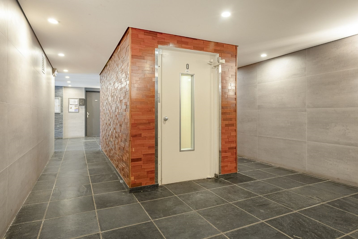Appartement te koop: Ruimzicht 187, Amsterdam