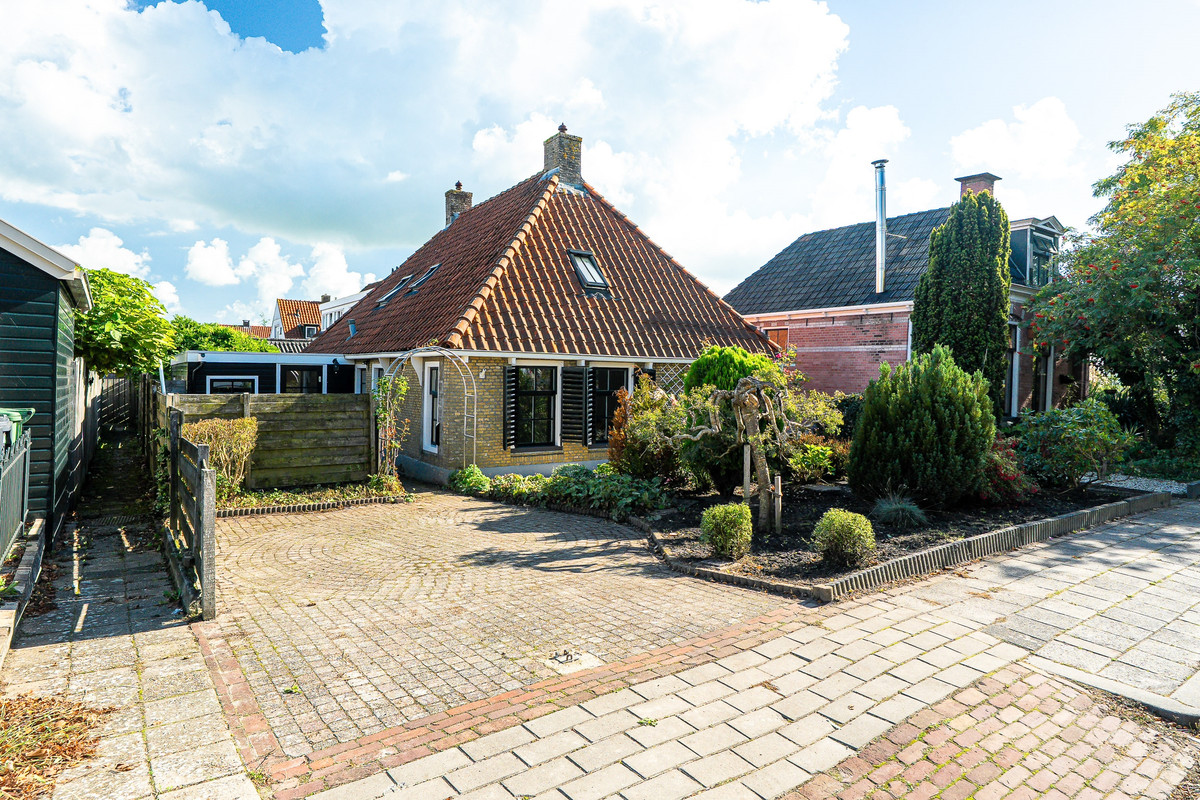 Vrijstaande woning te koop: Jogchum Nieuwenhuisstrjitte 3, Grou