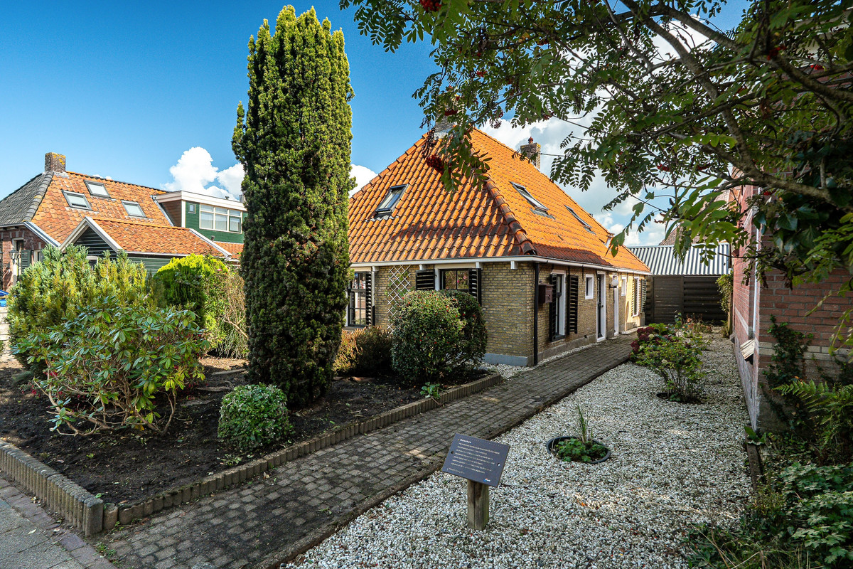 Vrijstaande woning te koop: Jogchum Nieuwenhuisstrjitte 3, Grou