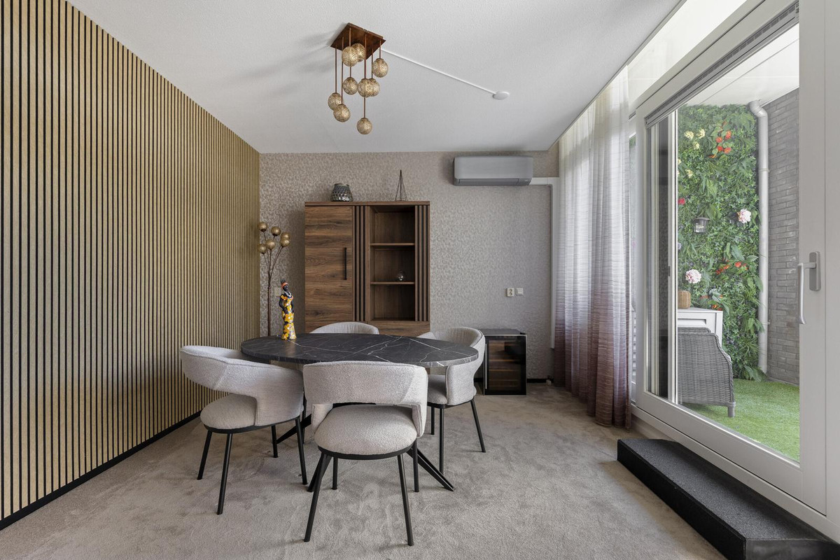 Appartement te koop: Sint Jorisplein 81, Ridderkerk