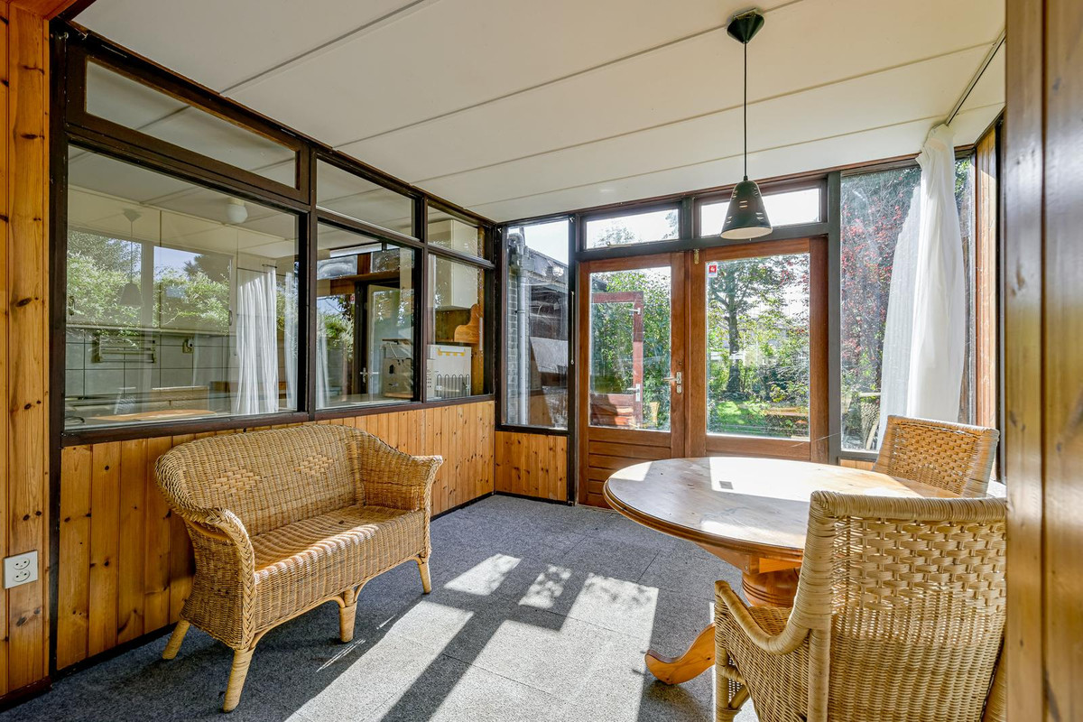 Twee-onder-één-kap te koop: Oostersingel 52, Medemblik