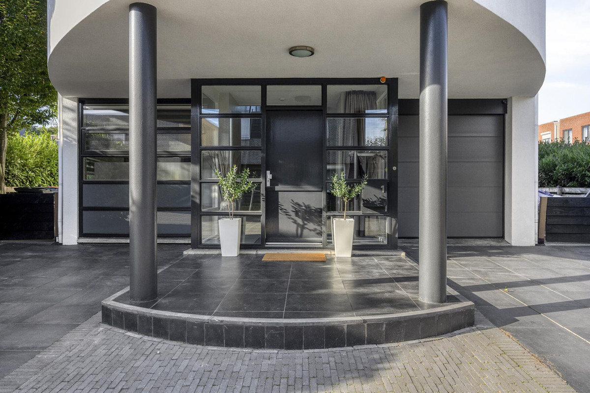 Vrijstaande woning te koop: Carmen 1, Krimpen Aan Den Ijssel