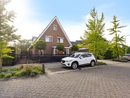 Van Steenbergenlaan 26