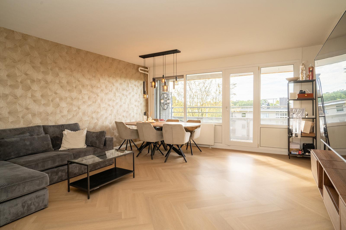 Appartement te koop: Waalstraat 141, Enschede