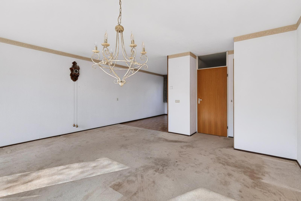 Tussenwoning te koop: Valkenkamp 192, Maarssen