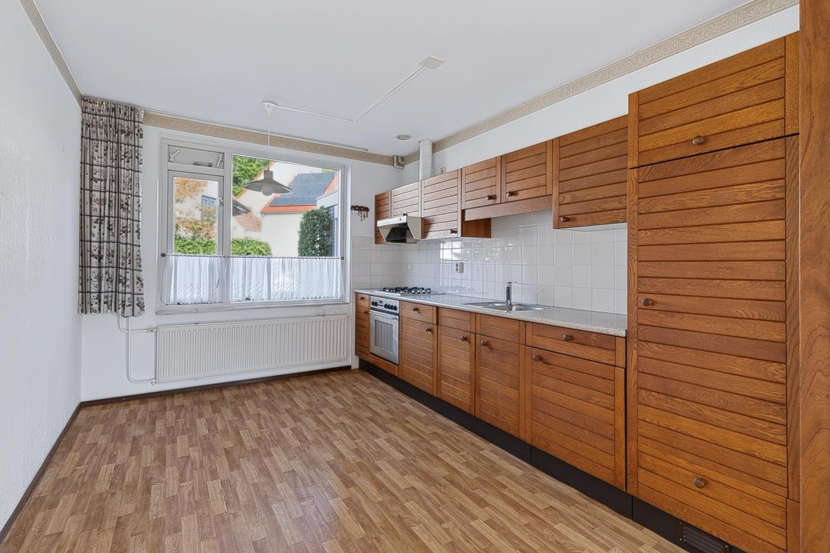 Tussenwoning te koop: Valkenkamp 192, Maarssen
