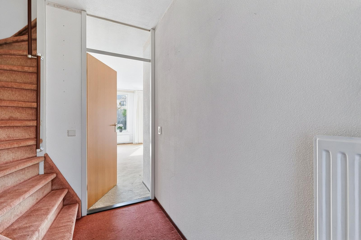Tussenwoning te koop: Valkenkamp 192, Maarssen