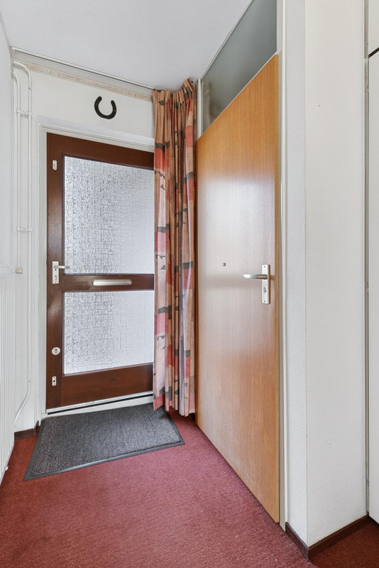 Tussenwoning te koop: Valkenkamp 192, Maarssen