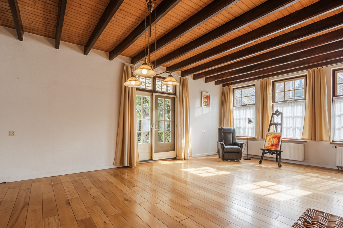 Vrijstaande woning te koop: Westeinde 288, Vriezenveen