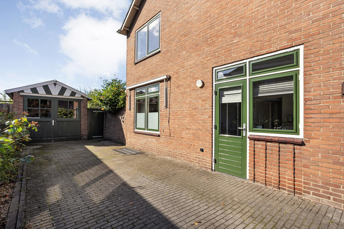 Vrijstaande woning te koop: Parkstraat 8, Rijssen