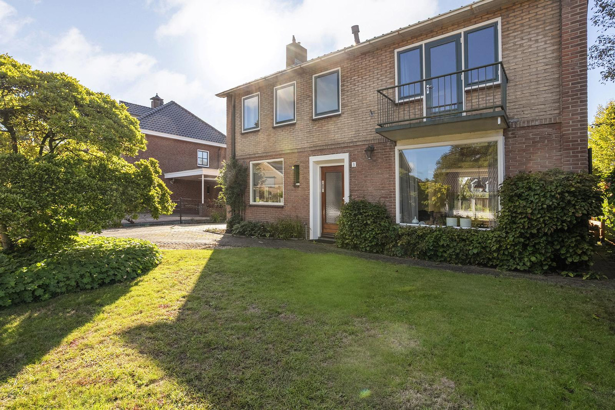 Vrijstaande woning te koop: Parkstraat 8, Rijssen