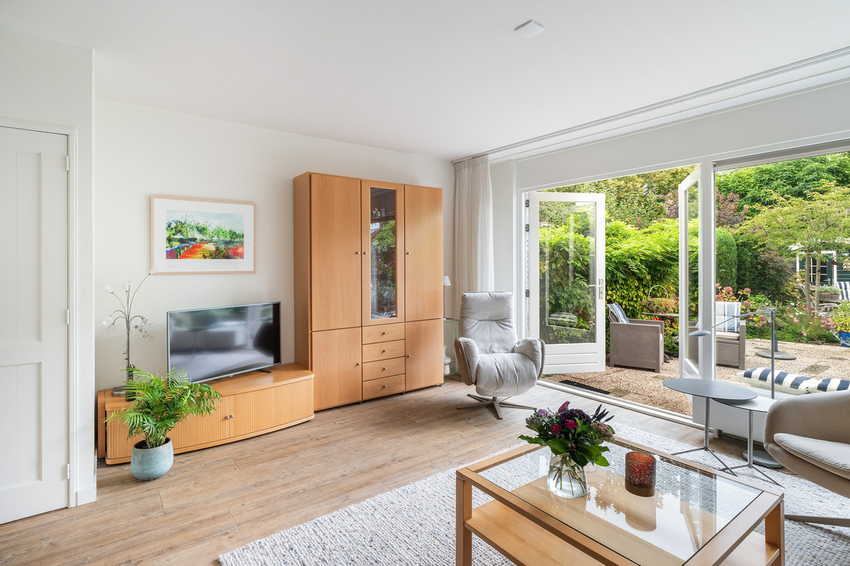 Tussenwoning te koop: Asserdreef 50, Maassluis