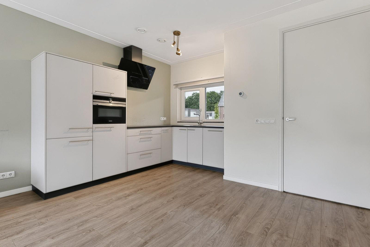 Tussenwoning te koop: Posthoorn 7, Luyksgestel