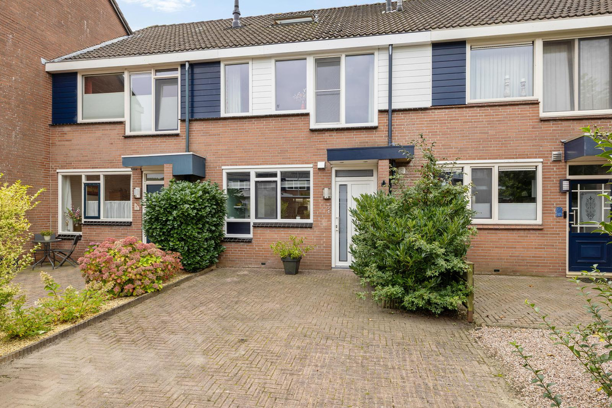 Tussenwoning te koop: Geerstuk 3, Delfzijl