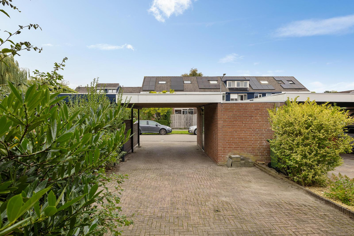 Tussenwoning te koop: Geerstuk 3, Delfzijl