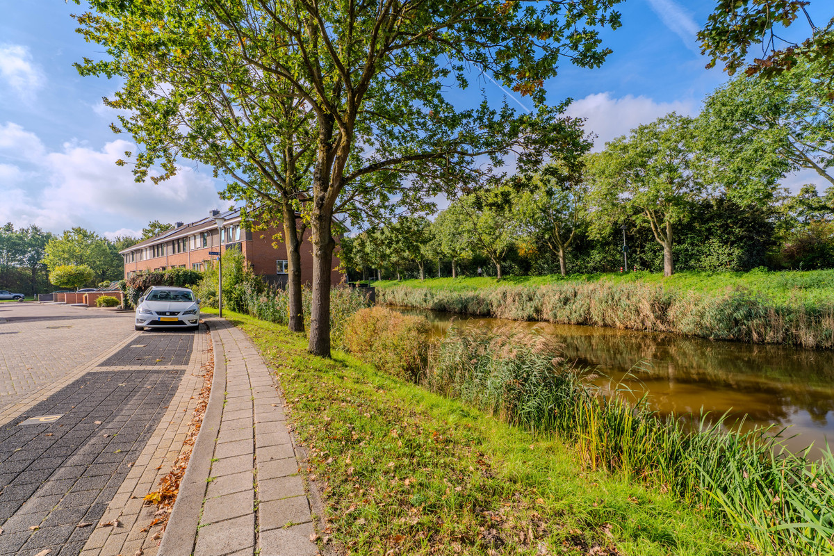 Tussenwoning te koop: Portus 7, Poortugaal