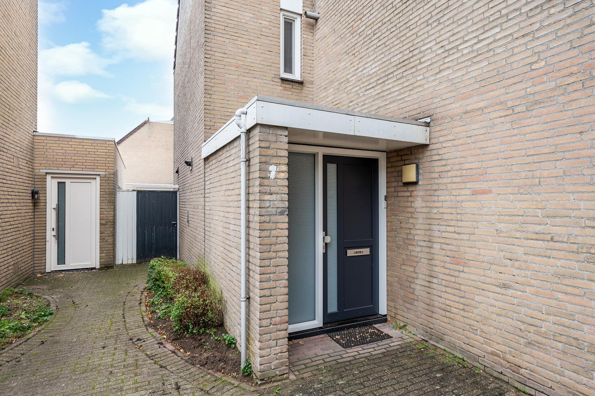 Twee-onder-één-kap te koop: De Bussels 35, Veldhoven