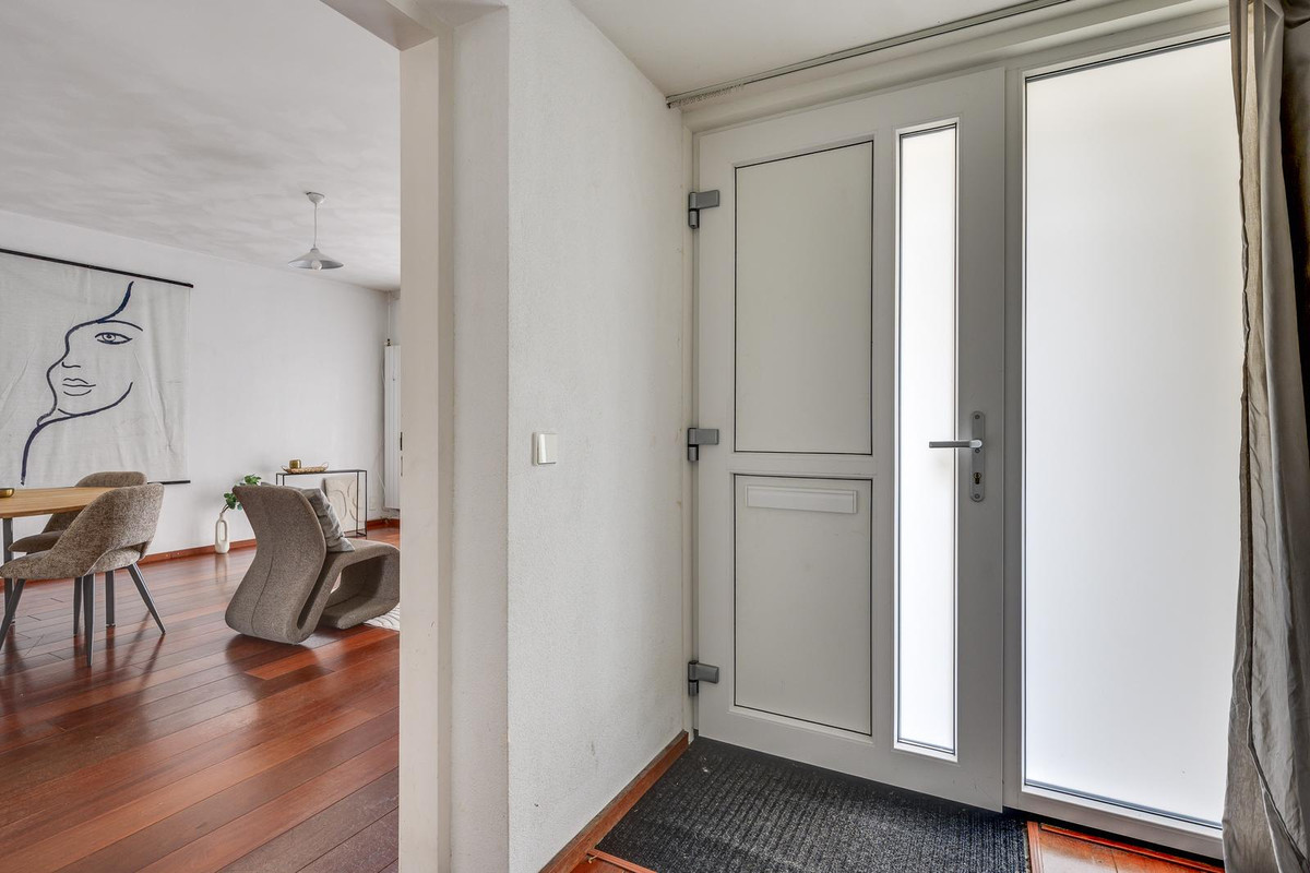 Twee-onder-één-kap te koop: De Bussels 35, Veldhoven