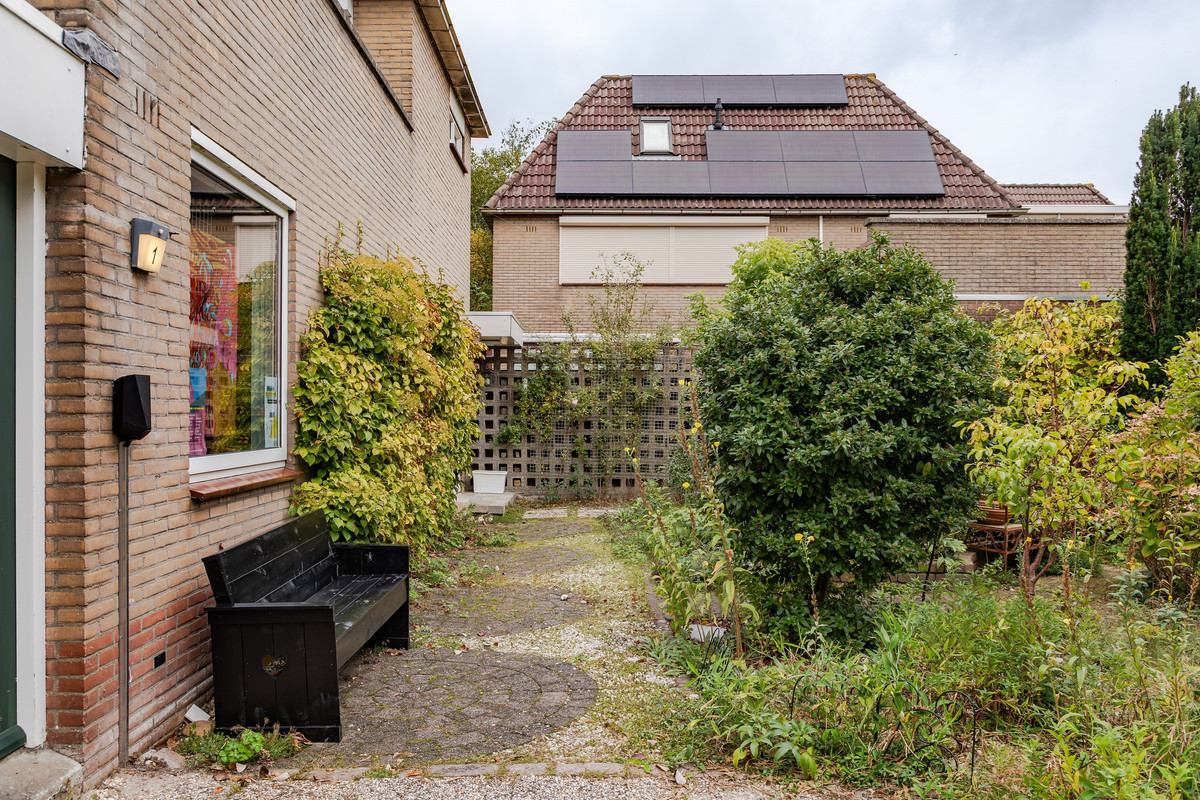 Twee-onder-één-kap te koop: Jacob Tonissenstraat 1, Edam