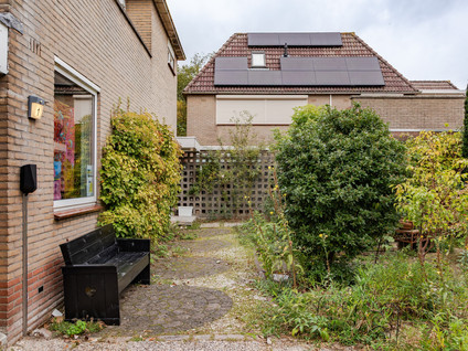 Jacob Tonissenstraat 1