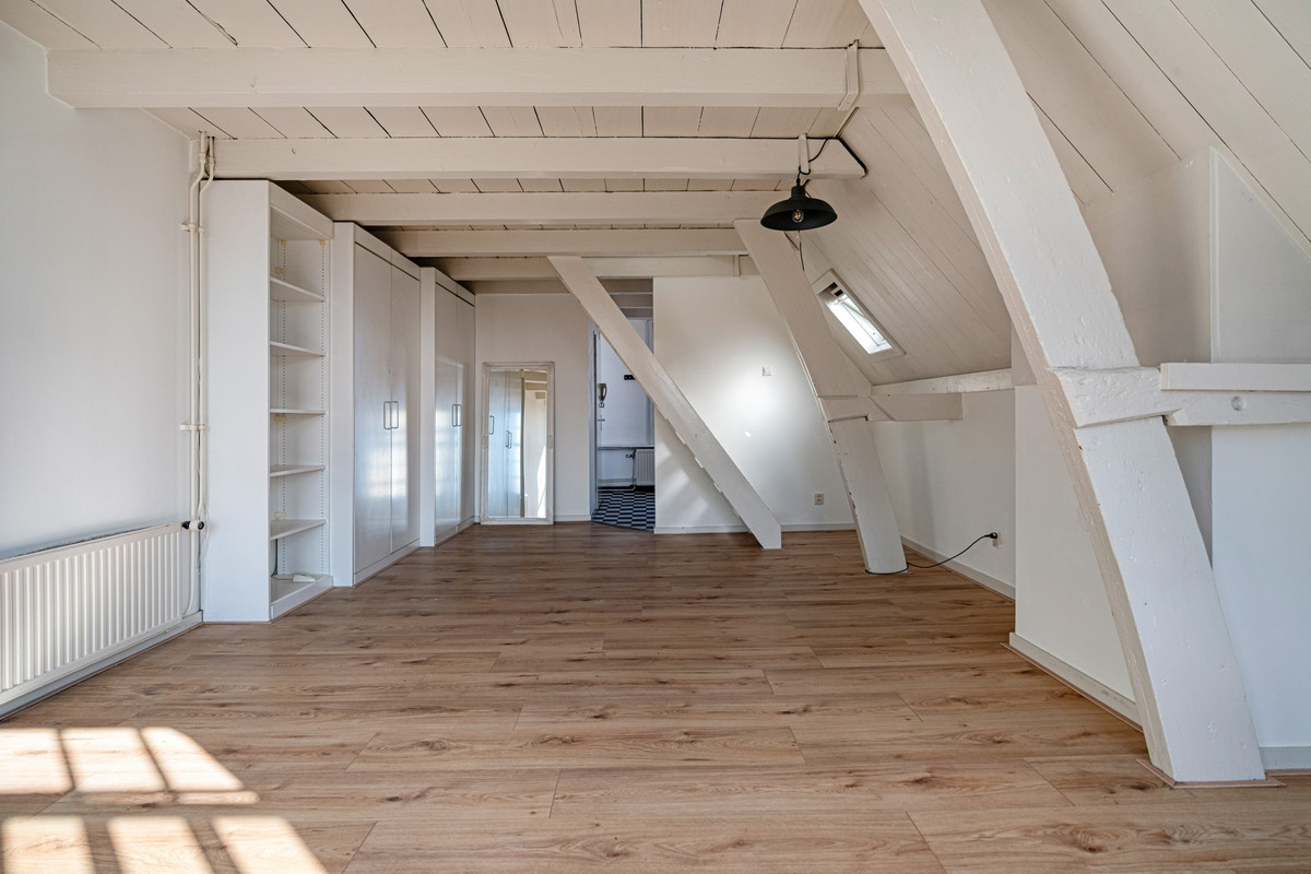 Appartement te koop: Korte Mare 32B, Leiden