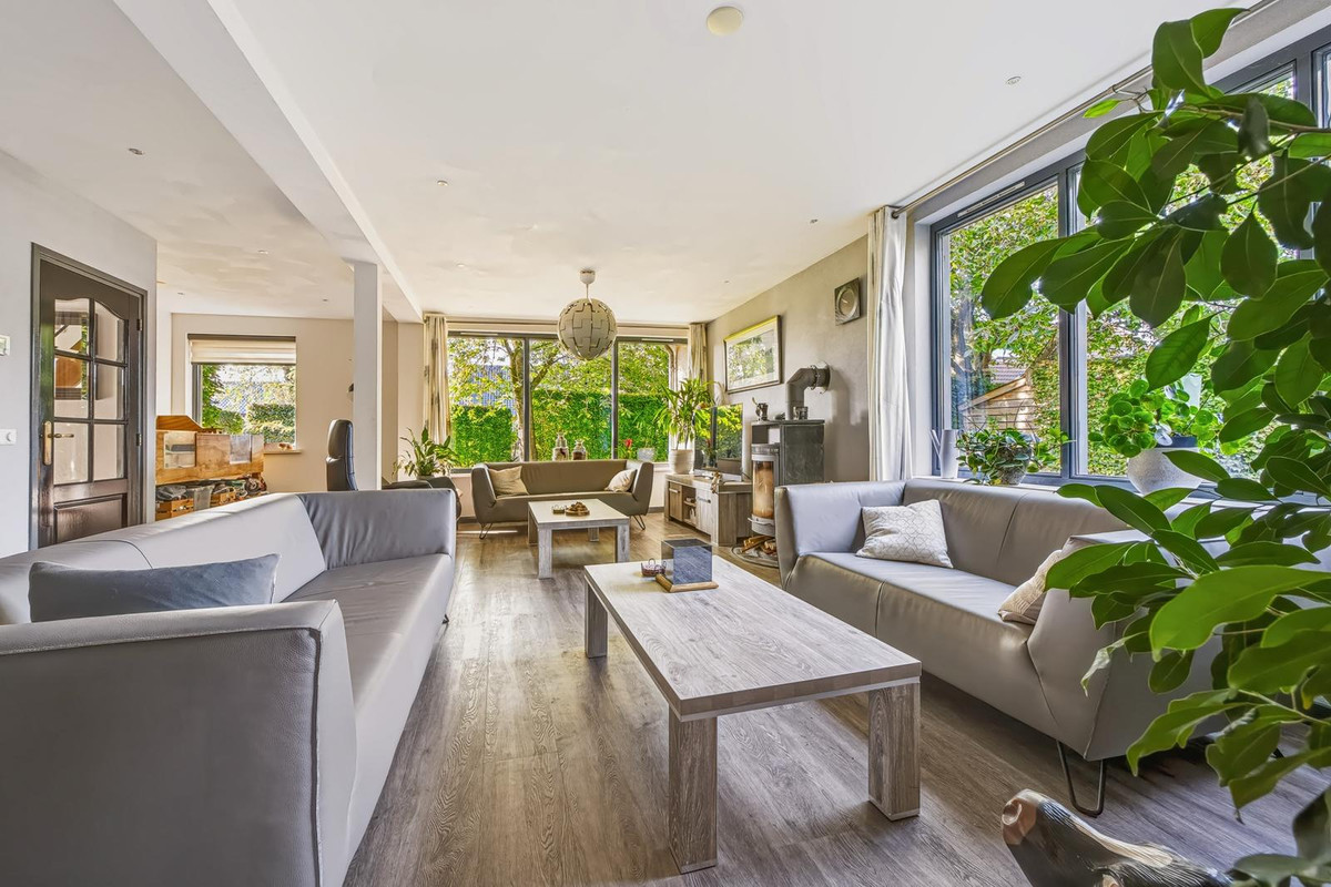 Vrijstaande woning te koop: Populierenstraat 10, Boven-Leeuwen