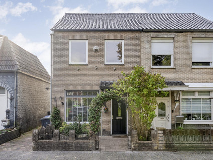 Spreeuwenstraat 8