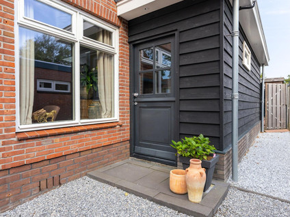 Limmerschouw 25
